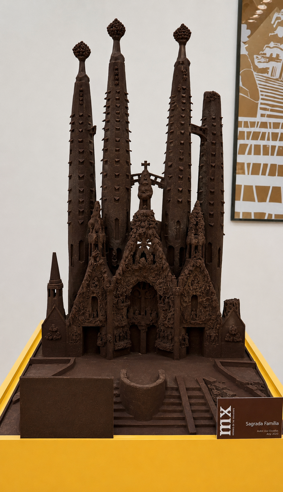 Scultura della Sagrada Família realizzata in cioccolato al Museo del Cioccolato di Barcellona