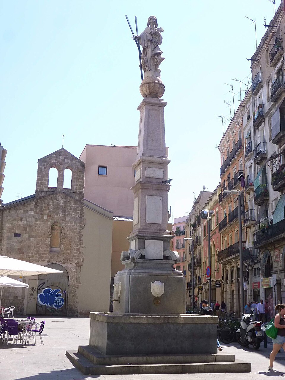 Font de Santa Eulàlia in Plaça del Pedró a Barcellona